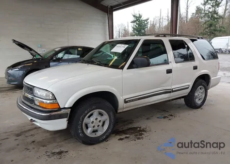 2001 Chevrolet Blazer Ls z USA, uszkodzony, nr VIN 1GNDT13W812206341